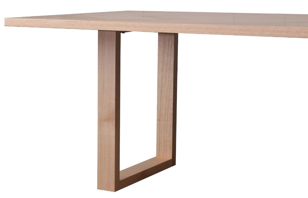 Perisher Dining Set