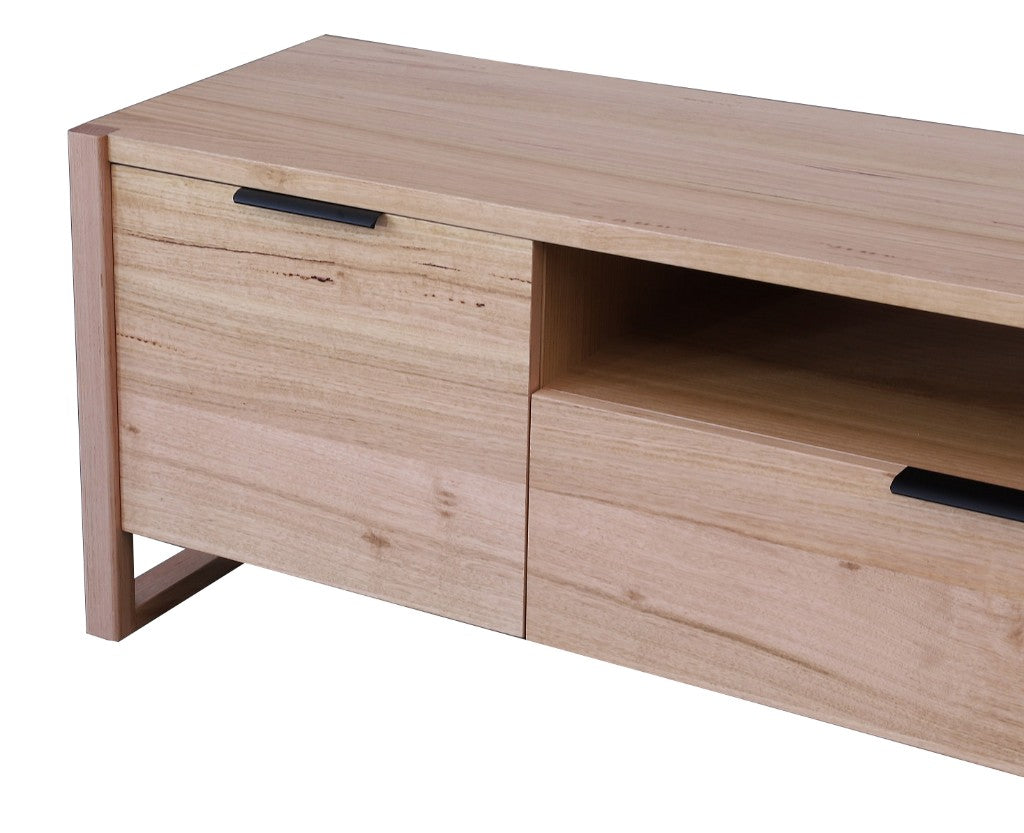 Perisher Entertainment Unit