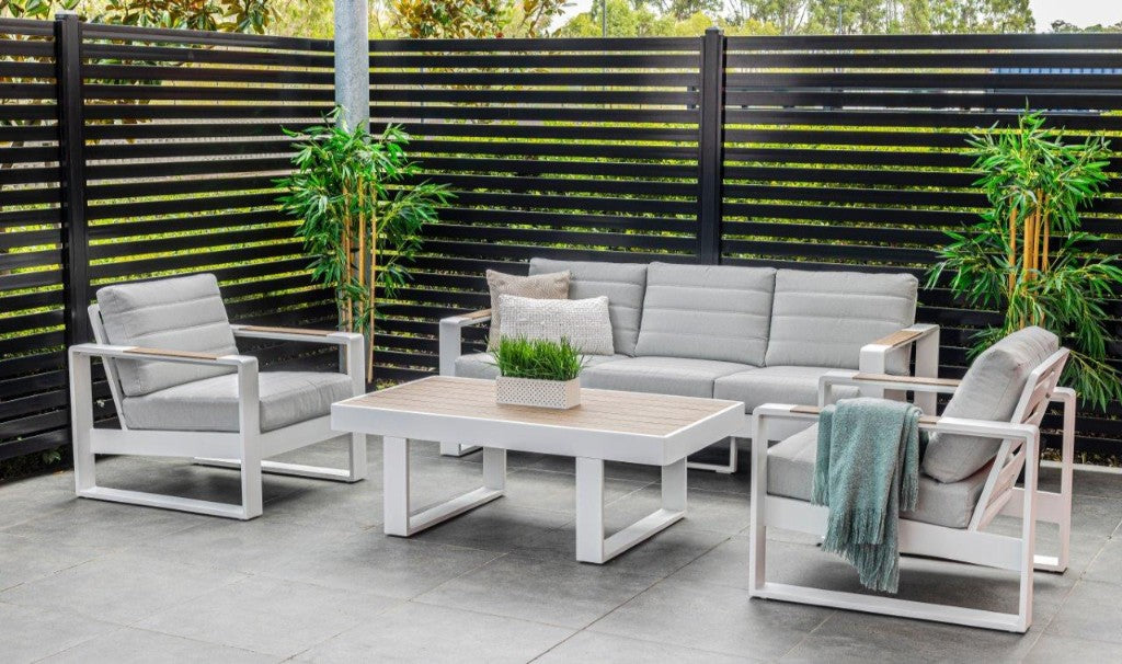 Maderia Outdoor Lounge Set